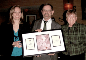 Pam Aungst Cronin receiving award